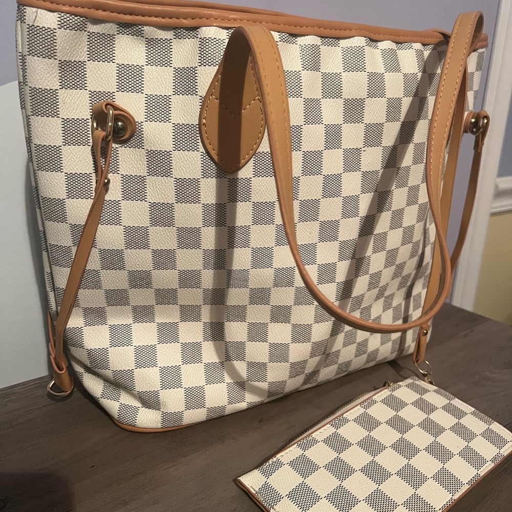 Checkered Tote Bag with Wallet - Beige and Brown